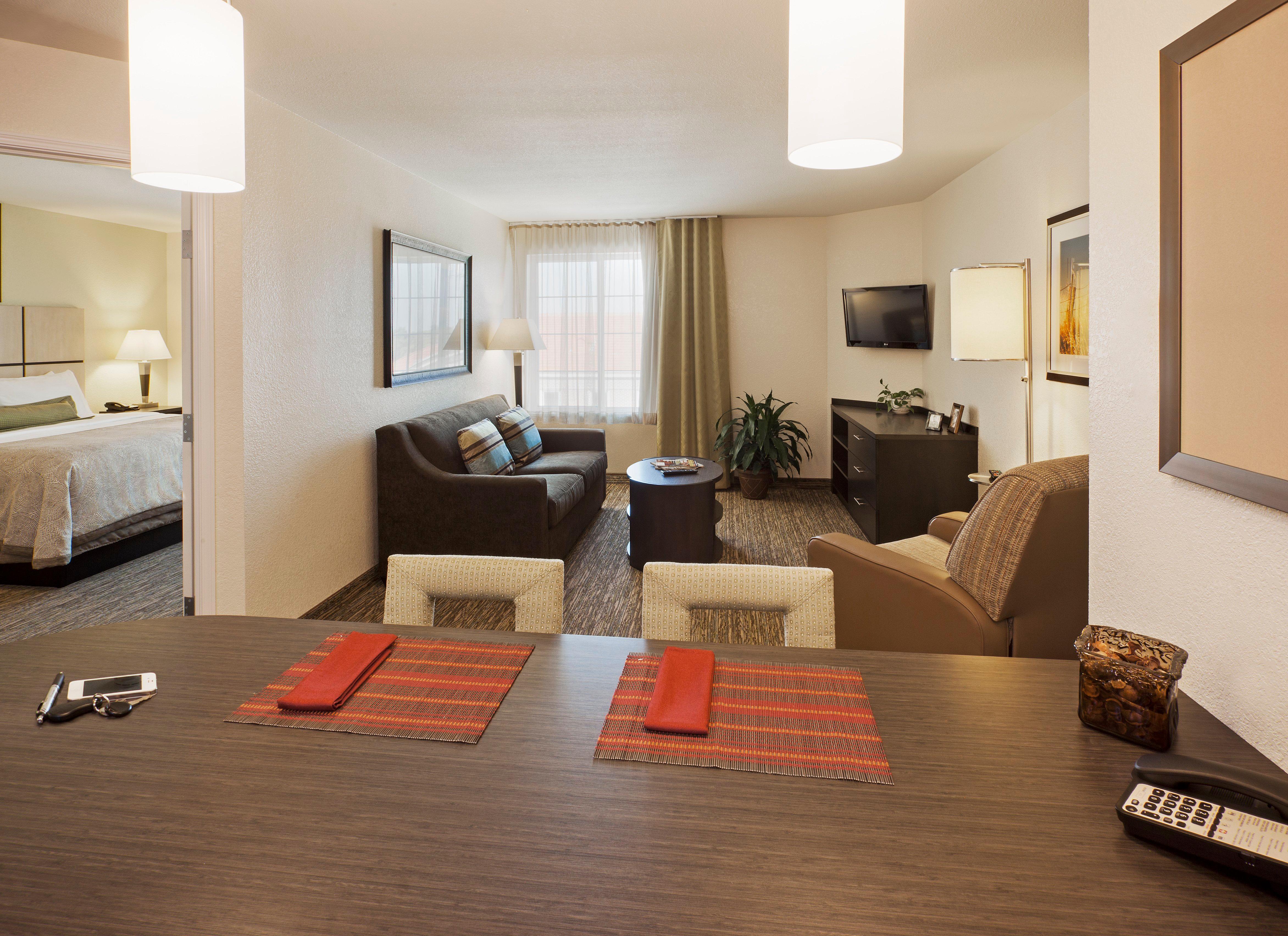Candlewood Suites Philadelphia - Airport Area By Ihg Chester Eksteriør billede