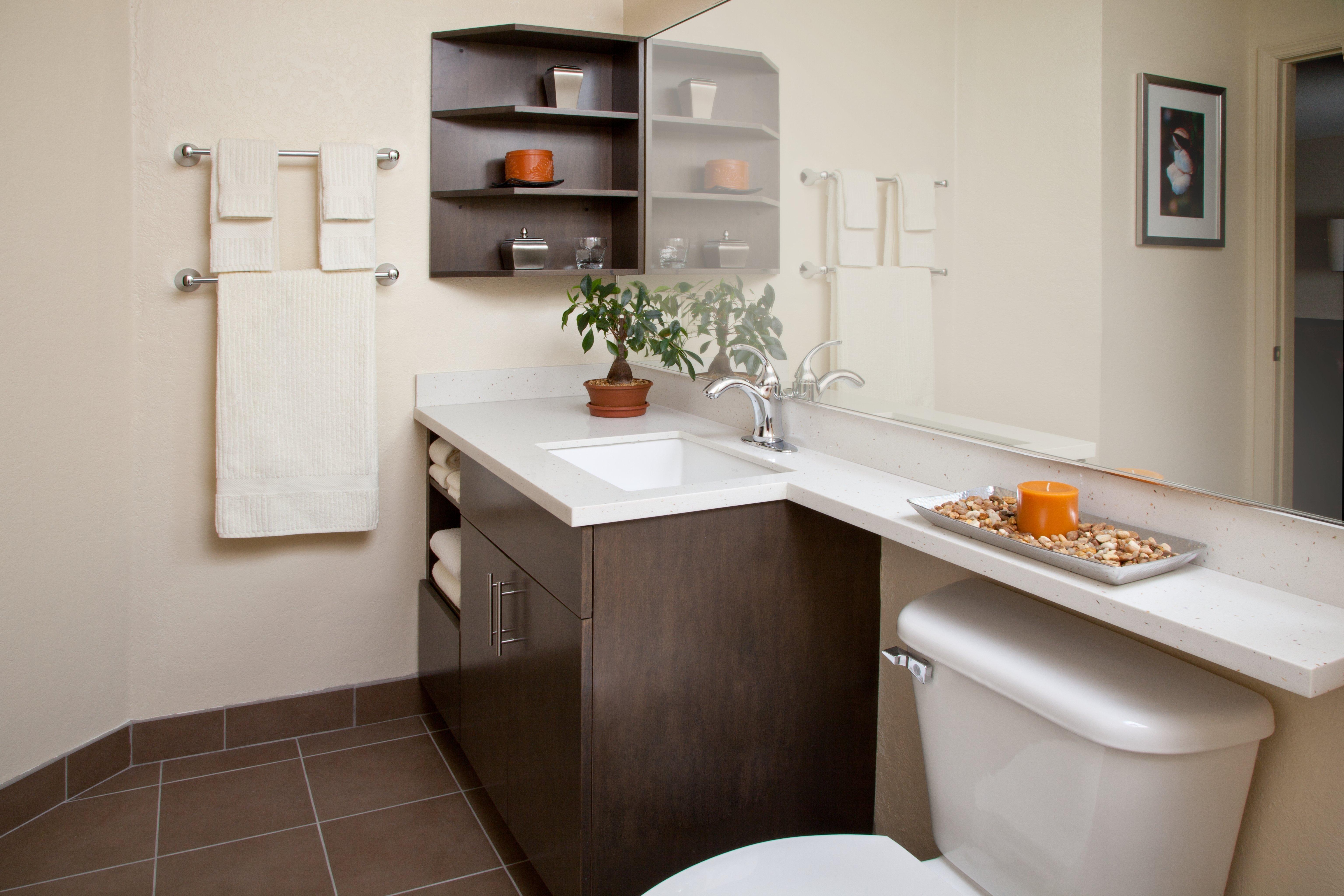 Candlewood Suites Philadelphia - Airport Area By Ihg Chester Eksteriør billede