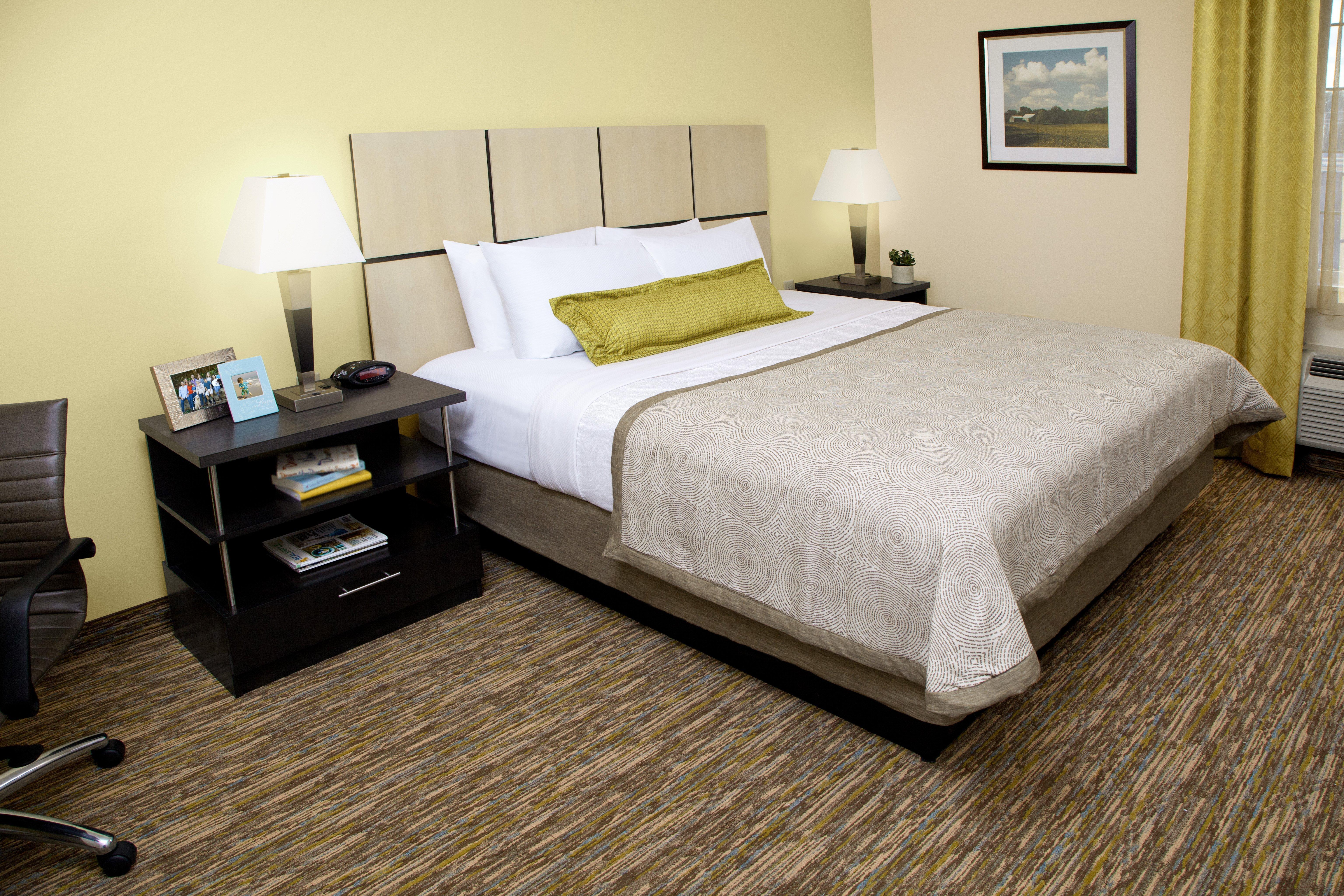 Candlewood Suites Philadelphia - Airport Area By Ihg Chester Eksteriør billede