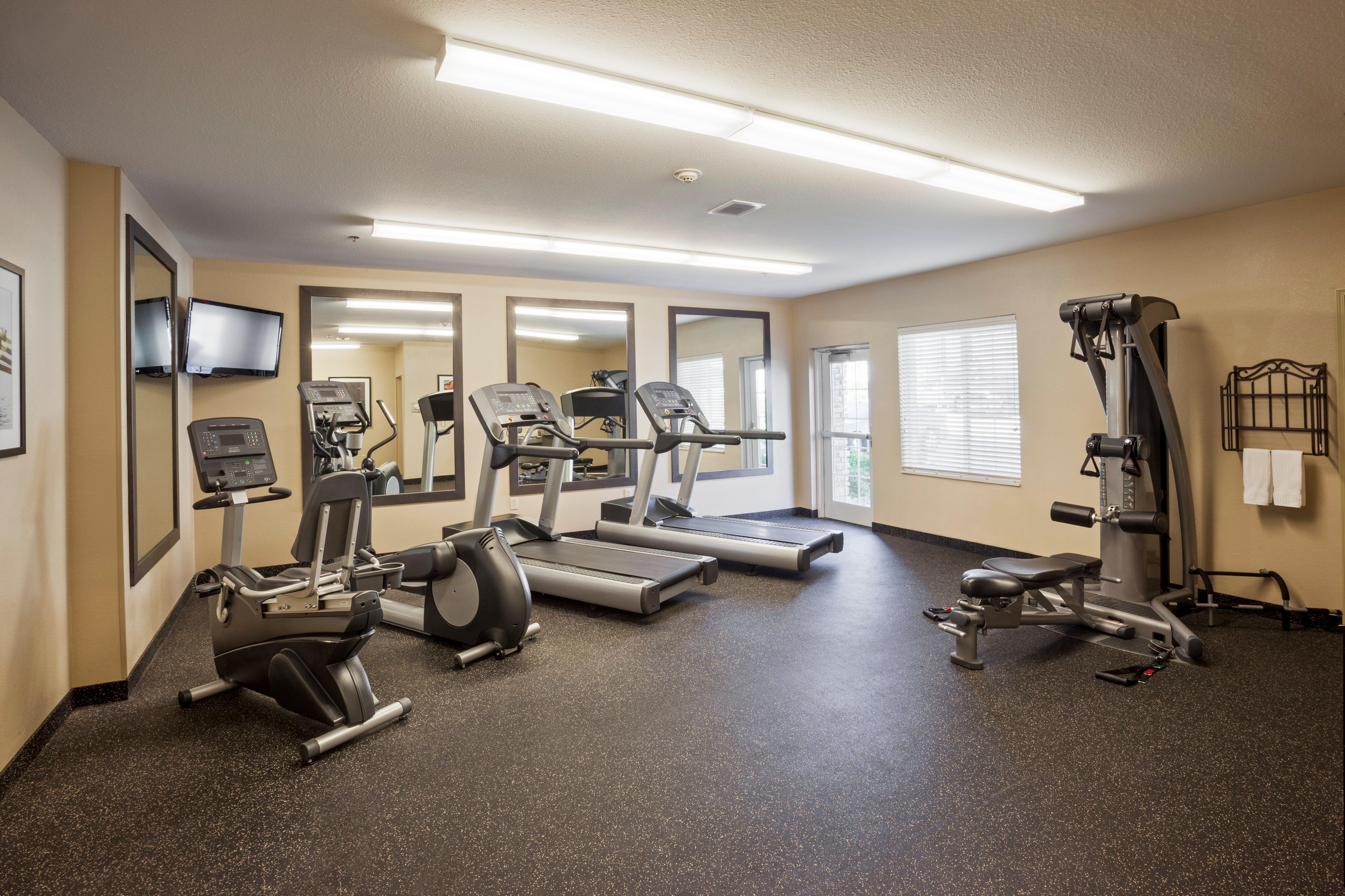 Candlewood Suites Philadelphia - Airport Area By Ihg Chester Eksteriør billede